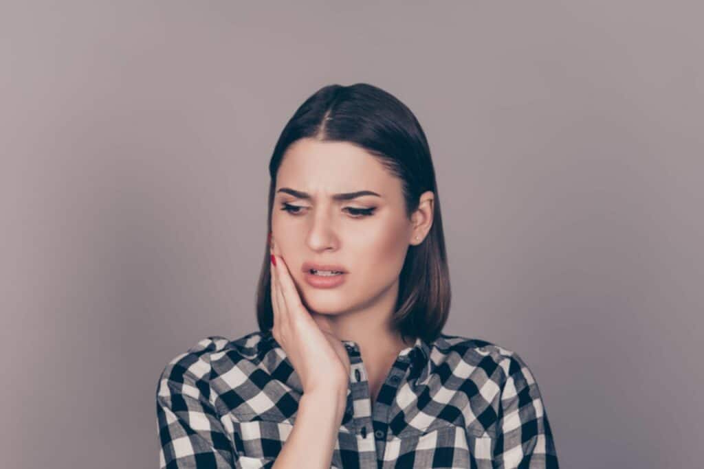 A Simple Guide to Orthodontic Pain and Relief Sosebee & Britt Orthodontics in Oakwood, GA
